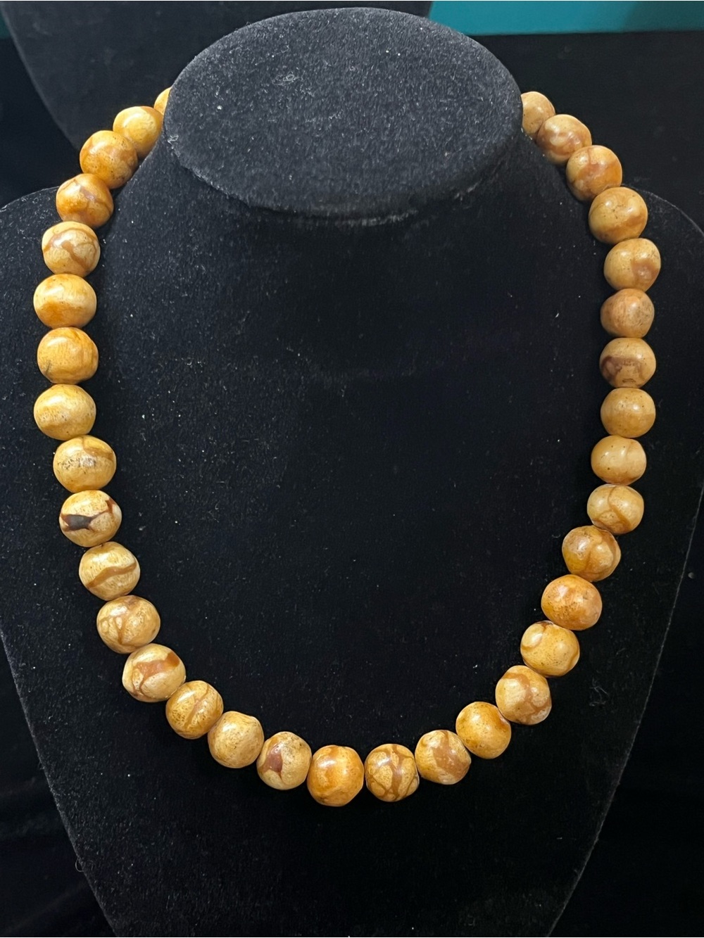 Vintage 12mm Agatized Fossil Coral Beaded Necklace 1804